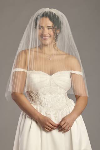 Picture of Pleated Two-Tier Mid-Length Wedding Veil